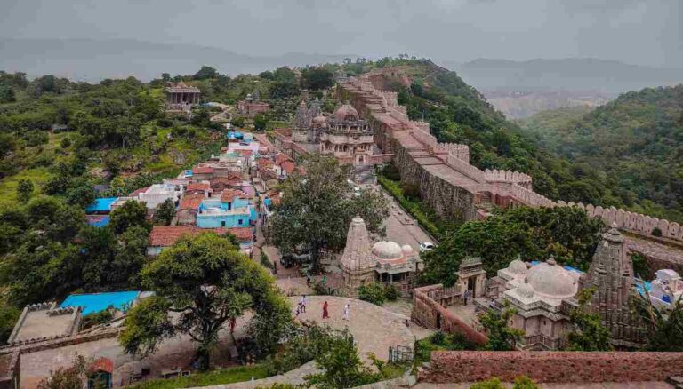What is the best time to visit Kumbhalgarh?